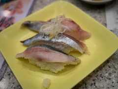 Dinner Kaiten sushi in Susukino